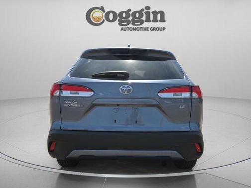 CELESTITE 2022 Toyota Corolla Cross LE