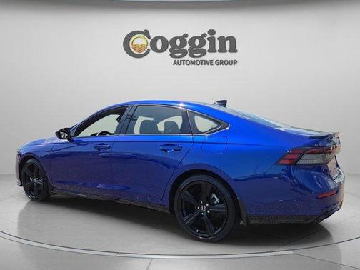 Still Night Pearl 2023 Honda Accord Hybrid Sport-L