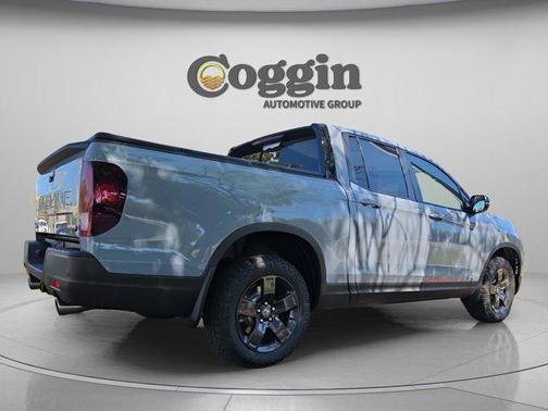 Sonic Gray Pearl 2026 Honda Ridgeline TrailSport