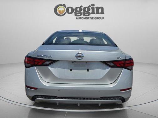 Brilliant Silver Metallic 2023 Nissan Sentra SV