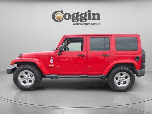 Flame Red Clearcoat 2014 Jeep Wrangler Unlimited Sahara