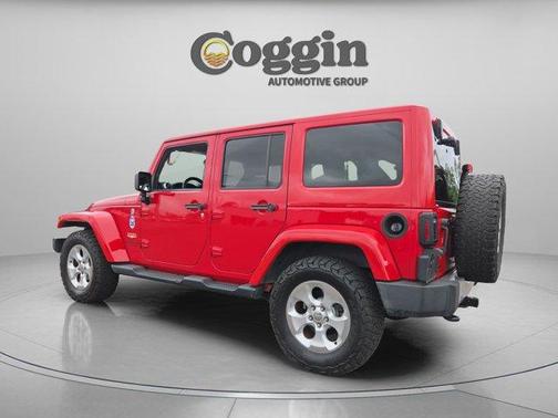 Flame Red Clearcoat 2014 Jeep Wrangler Unlimited Sahara