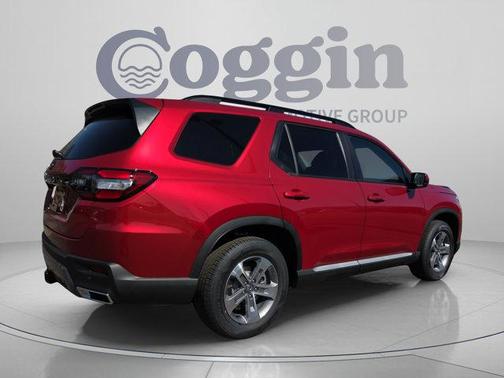 Radiant Red Metallic II 2026 Honda Pilot EX-L