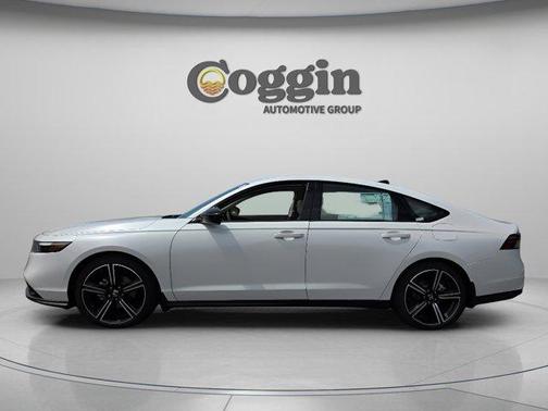 Platinum White Pearl 2026 Honda Accord SE