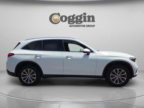 Polar White 2023 Mercedes-Benz GLC 300 Base 4MATIC