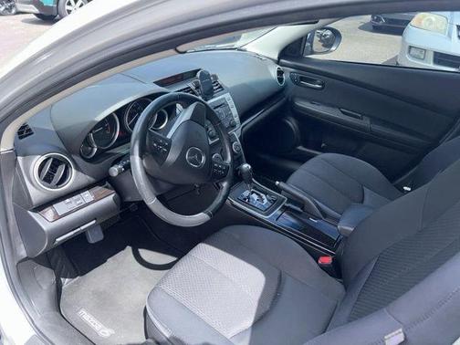 2011 Mazda Mazda6 i Touring