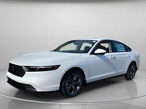 Platinum White Pearl 2025 Honda Accord Hybrid EX-L