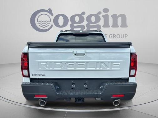 Solar Silver Metallic 2026 Honda Ridgeline RTL