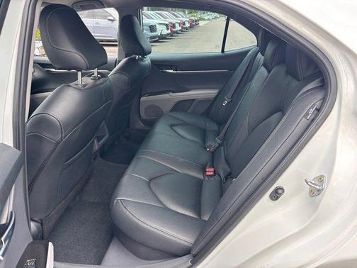 2024 Toyota Camry Hybrid LE