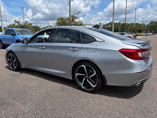 2022 Honda Accord Sport SE