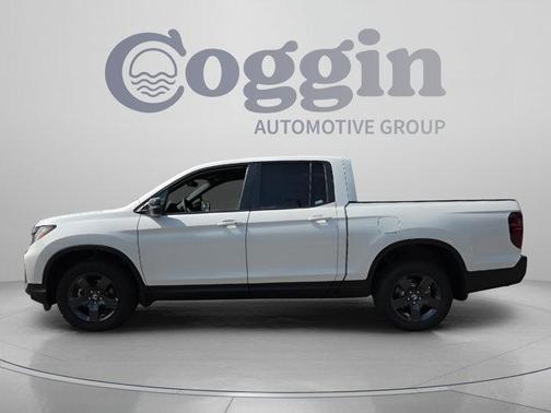 Platinum White Pearl 2026 Honda Ridgeline TrailSport