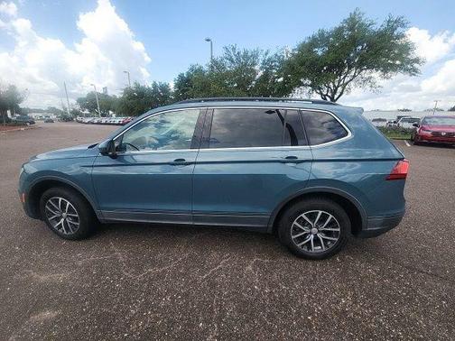 Stone Blue 2019 Volkswagen Tiguan 2.0T SE