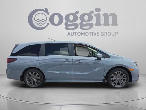 Sonic Gray Pearl 2026 Honda Odyssey Touring