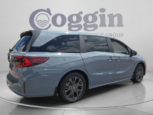 Sonic Gray Pearl 2026 Honda Odyssey Touring