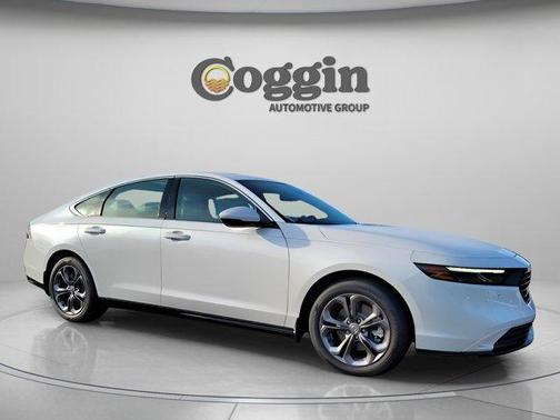 Platinum White Pearl 2025 Honda Accord Hybrid EX-L
