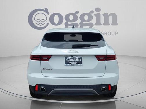 Fuji White 2022 Jaguar E-PACE P250