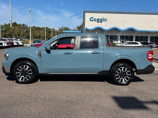 2023 Ford Maverick Lariat