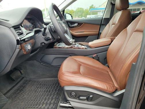 2019 Audi Q7 55 Premium Plus
