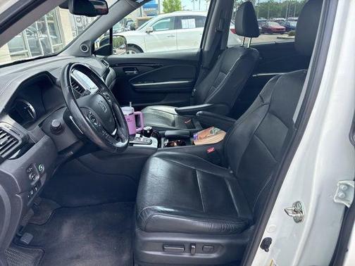 White Diamond Pearl 2018 Honda Pilot Elite