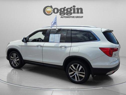 White Diamond Pearl 2018 Honda Pilot Elite