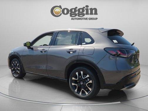 Modern Steel Metallic 2026 Honda HR-V EX-L