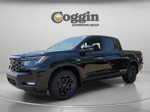 Crystal Black Pearl 2026 Honda Ridgeline TrailSport+