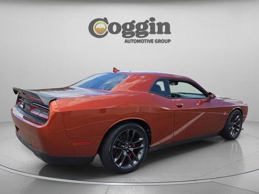 Sinamon Stick 2021 Dodge Challenger R/T Scat Pack