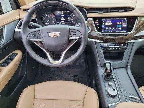 2024 Cadillac XT6 Premium Luxury FWD