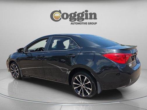 Black Sand Pearl 2017 Toyota Corolla L