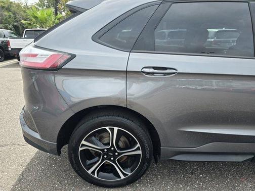2024 Ford Edge ST