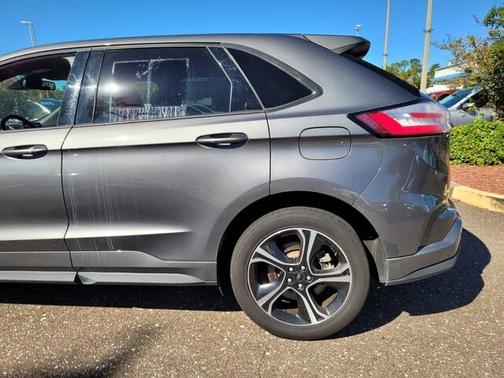 2024 Ford Edge ST