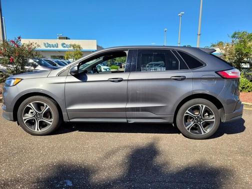 2024 Ford Edge ST