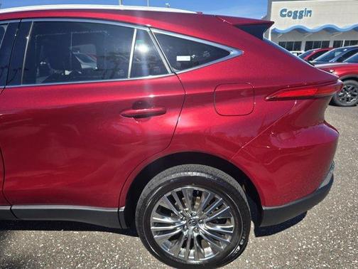 2023 Toyota Venza XLE
