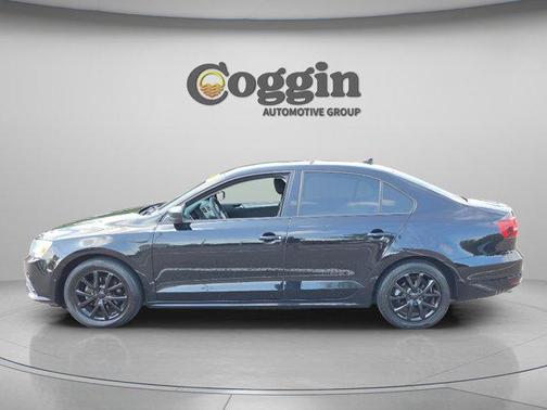Black Uni 2016 Volkswagen Jetta 1.4T SE