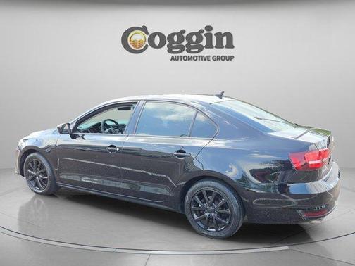Black Uni 2016 Volkswagen Jetta 1.4T SE