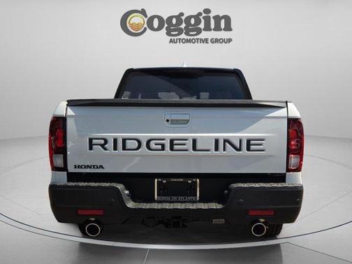 Platinum White Pearl 2026 Honda Ridgeline Black Edition