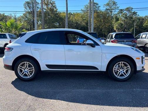 2020 Porsche Macan Base