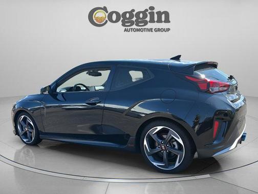 Ultra Black 2019 Hyundai Veloster Turbo
