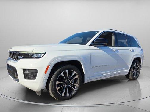 2022 Jeep Grand Cherokee Overland