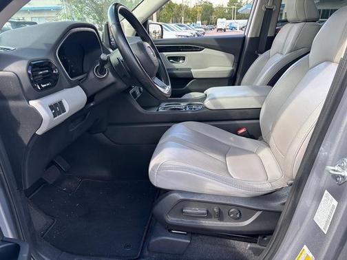 2023 Honda Pilot Touring
