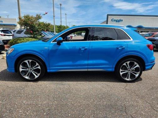2019 Audi Q3 2.0T S line Prestige