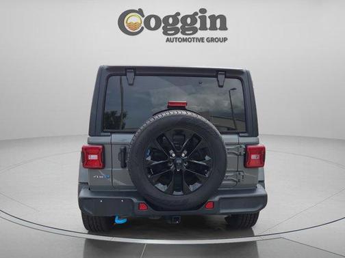 Sting Gray Clearcoat 2023 Jeep Wrangler 4xe Sahara