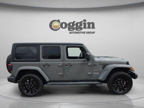 Sting Gray Clearcoat 2023 Jeep Wrangler 4xe Sahara