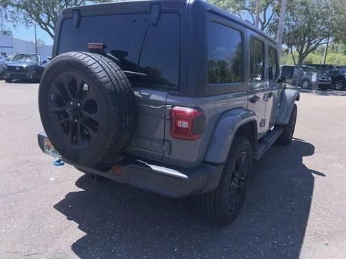 Sting Gray Clearcoat 2023 Jeep Wrangler 4xe Sahara