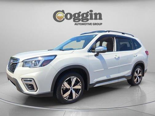 Crystal White Pearl 2020 Subaru Forester Touring