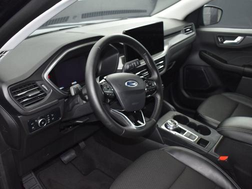 2024 Ford Escape PHEV SE