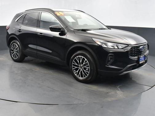 2024 Ford Escape PHEV SE
