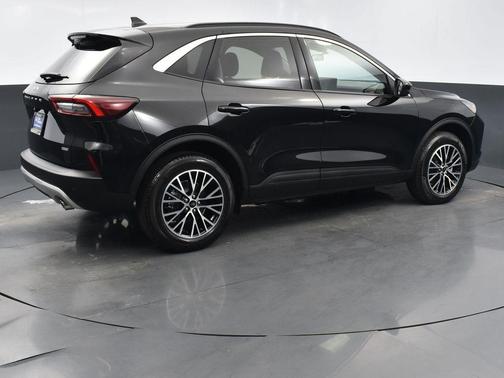 2024 Ford Escape PHEV SE