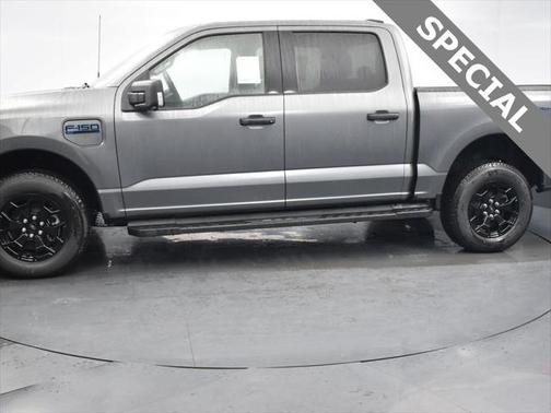 2025 Ford F-150 Lightning XLT