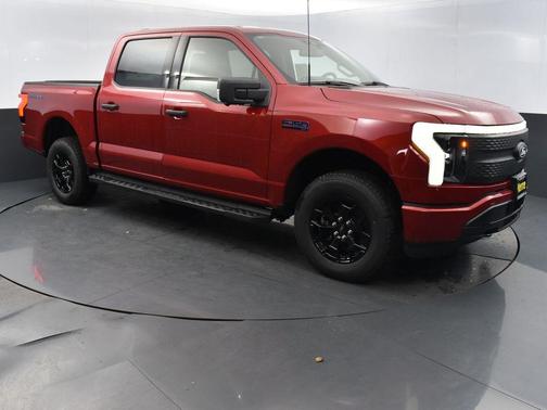 2025 Ford F-150 Lightning XLT